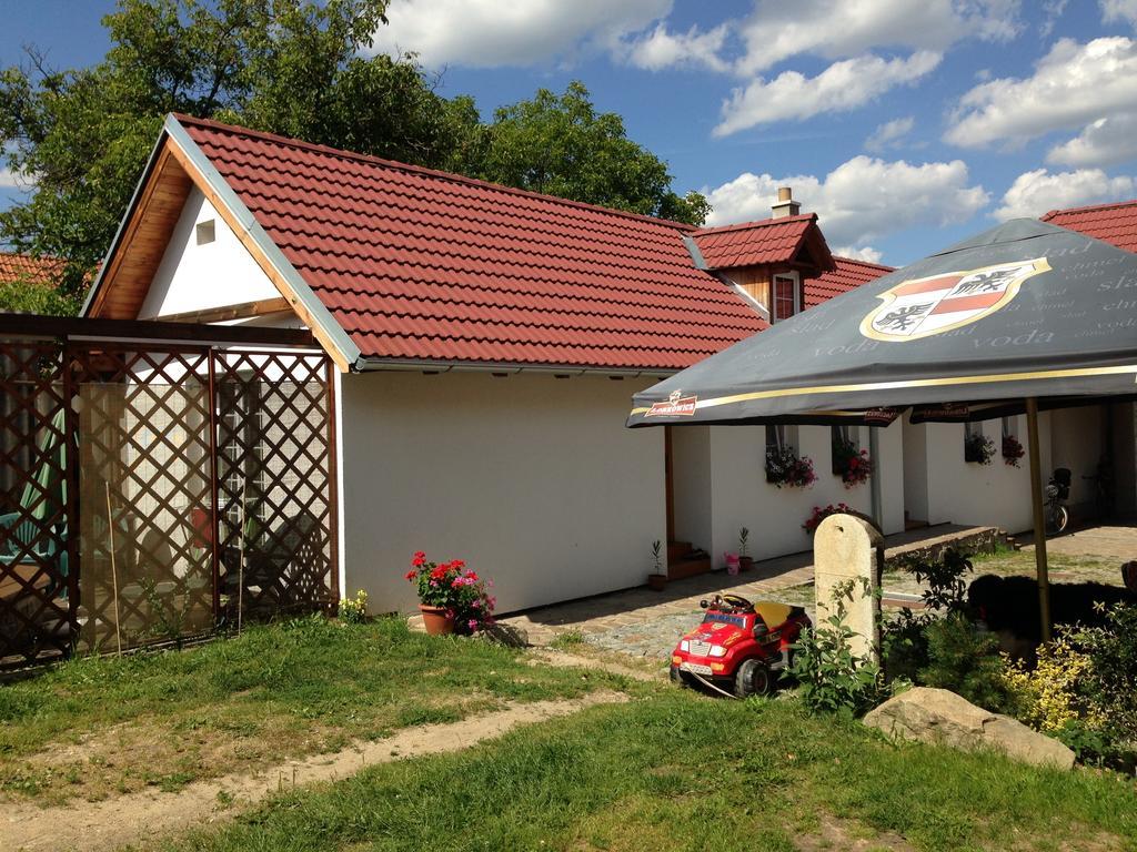 Apartmány Jílovice Kültér fotó